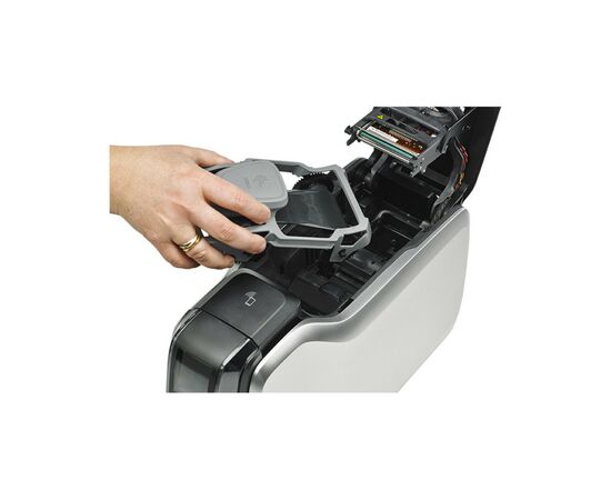 Принтер пластиковых карт Zebra ZC300, Single Sided, USB, Ethernet, CardStudio, 200 cards, YMCKO ribbon (ZC31-000CQ00EM00), изображение 7 Принтер пластиковых карт Zebra ZC300, Single Sided, USB, Ethernet, CardStudio, 200 cards, YMCKO ribbon (ZC31-000CQ00EM00), изображение 7