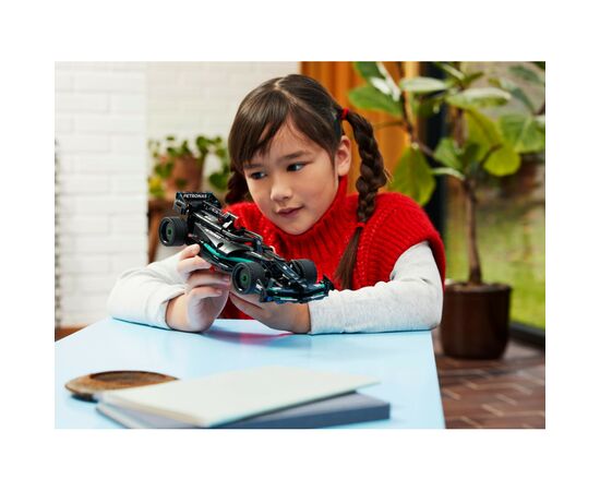 Конструктор LEGO Technic Mercedes-AMG F1 W14 E Performance Pull-Back 240 деталей (42165), изображение 7 Конструктор LEGO Technic Mercedes-AMG F1 W14 E Performance Pull-Back 240 деталей (42165), изображение 7