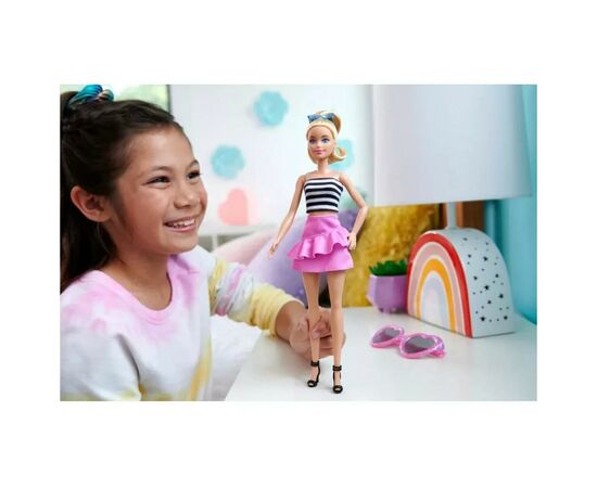 Кукла Barbie Fashionistas в розовой юбке с рюшами (HRH11), изображение 6 Кукла Barbie Fashionistas в розовой юбке с рюшами (HRH11), изображение 6