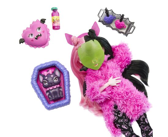 Кукла Monster High Дракулора Пугающая пижамная вечеринка (HKY66), изображение 4 Кукла Monster High Дракулора Пугающая пижамная вечеринка (HKY66), изображение 4