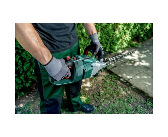 Кусторез Metabo HS 18 LTX BL 55, 18В, 55см (без АКБ и ЗУ) (601722850), изображение 2 Кусторез Metabo HS 18 LTX BL 55, 18В, 55см (без АКБ и ЗУ) (601722850), изображение 2