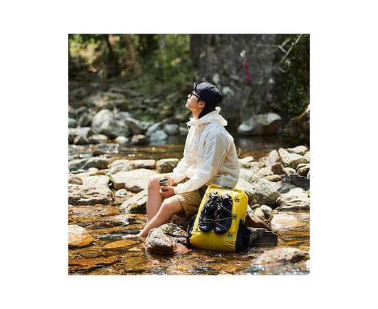 Гермомішок Naturehike -рюкзак CNH22BB003 25 л жовтий (6927595753927), зображення 4 Гермомішок Naturehike -рюкзак CNH22BB003 25 л жовтий (6927595753927), зображення 4