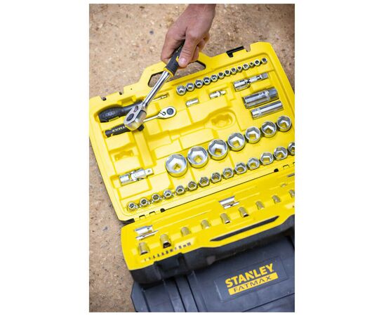 Набор инструментов Stanley FatMax Maxi-Drive торцевых 1/4", 1/2", 81 шт., кейс (FMMT82826-1), изображение 3 Набор инструментов Stanley FatMax Maxi-Drive торцевых 1/4", 1/2", 81 шт., кейс (FMMT82826-1), изображение 3
