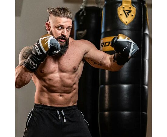 Боксерские перчатки RDX F7 Ego Black Golden 10 унцій (BGR-F7BGL-10oz), изображение 7 Боксерские перчатки RDX F7 Ego Black Golden 10 унцій (BGR-F7BGL-10oz), изображение 7