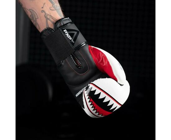 Боксерские перчатки Phantom Fight Squad Weiss White 16 унцій (PHBG2218-16), изображение 5 Боксерские перчатки Phantom Fight Squad Weiss White 16 унцій (PHBG2218-16), изображение 5