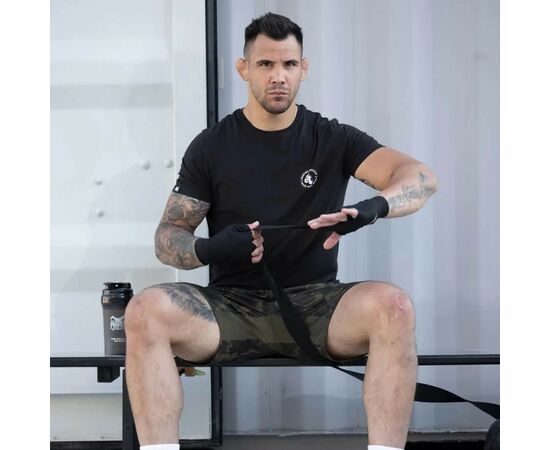 Бинт для спорту Phantom для боксу Apex Black 250 cm 2.5 м (PHWR2553), зображення 4 Бинт для спорту Phantom для боксу Apex Black 250 cm 2.5 м (PHWR2553), зображення 4