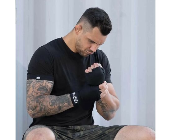 Бинт для спорту Phantom для боксу Apex Black 250 cm 2.5 м (PHWR2553), зображення 5 Бинт для спорту Phantom для боксу Apex Black 250 cm 2.5 м (PHWR2553), зображення 5