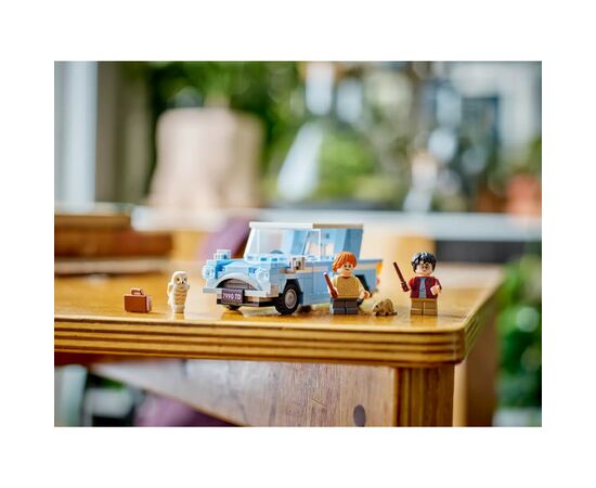 Конструктор LEGO Harry Potter Летающий Ford Anglia 165 деталей (76424), изображение 8 Конструктор LEGO Harry Potter Летающий Ford Anglia 165 деталей (76424), изображение 8