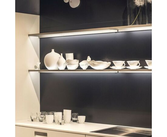 Світлодіодна стрічка Eurolamp LED/ROLL 24V, 4200K 5м, зображення 5 Світлодіодна стрічка Eurolamp LED/ROLL 24V, 4200K 5м, зображення 5