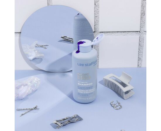 Шампунь Lee Stafford Bleach Blondes Ice White Toning Shampoo 250 мл (5060282705579), изображение 3 Шампунь Lee Stafford Bleach Blondes Ice White Toning Shampoo 250 мл (5060282705579), изображение 3