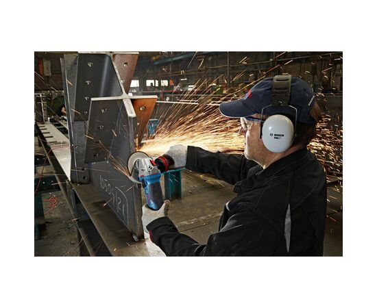 Шліфувальна машина Bosch GWS 19-125 CI 125 мм, 1900Вт, 11500об/хв, 2.5кг (0.601.79N.002), зображення 4 Шліфувальна машина Bosch GWS 19-125 CI 125 мм, 1900Вт, 11500об/хв, 2.5кг (0.601.79N.002), зображення 4