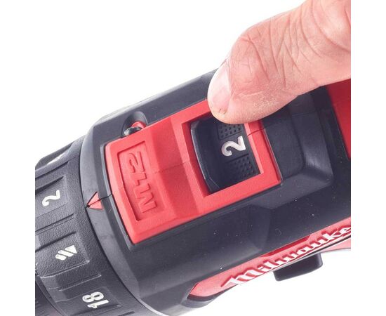 Шуруповерт Milwaukee M12 BDD-201C, 30 Нм, 2Ah, кейс (4933479439), изображение 5 Шуруповерт Milwaukee M12 BDD-201C, 30 Нм, 2Ah, кейс (4933479439), изображение 5