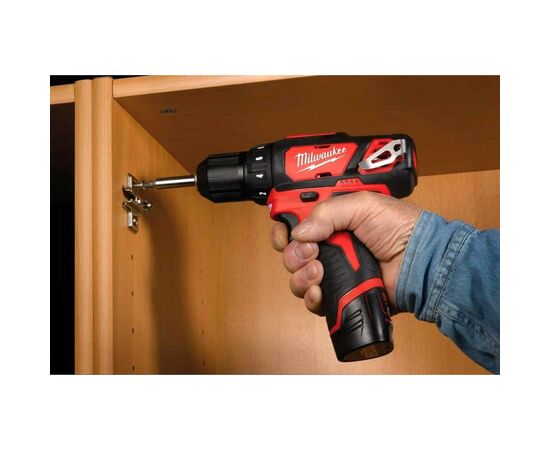 Шуруповерт Milwaukee M12 BDD-201C, 30 Нм, 2Ah, кейс (4933479439), изображение 9 Шуруповерт Milwaukee M12 BDD-201C, 30 Нм, 2Ah, кейс (4933479439), изображение 9