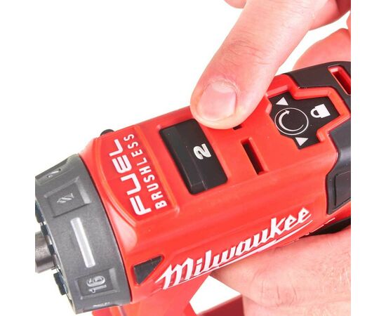Шуруповерт Milwaukee M12 FDDXKIT-202X, 34 Нм, 2x2Ач, 4 насадки, кейс (4933464979), изображение 3