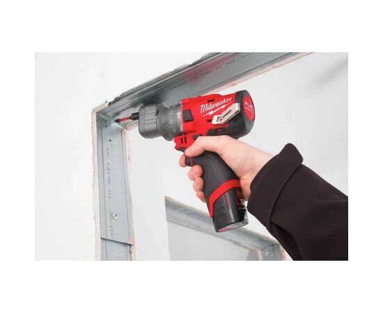 Шуруповерт Milwaukee M12 FPDXKIT-202X, 44Нм, 2x2Ач, 2 насадки, кейс (4933464138), изображение 12 Шуруповерт Milwaukee M12 FPDXKIT-202X, 44Нм, 2x2Ач, 2 насадки, кейс (4933464138), изображение 12