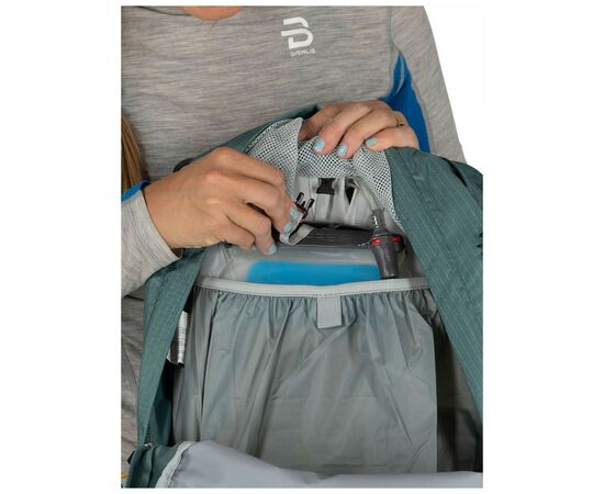 Рюкзак туристический Osprey Sirrus 24 tunnel vision grey O/S (009.2868), изображение 7 Рюкзак туристический Osprey Sirrus 24 tunnel vision grey O/S (009.2868), изображение 7