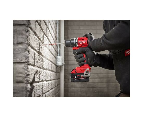 Шуруповерт Milwaukee ударный M18 BLPDRC-202C, 60.5 Нм, 2x2Ah, кейс (4933492822), изображение 2 Шуруповерт Milwaukee ударный M18 BLPDRC-202C, 60.5 Нм, 2x2Ah, кейс (4933492822), изображение 2