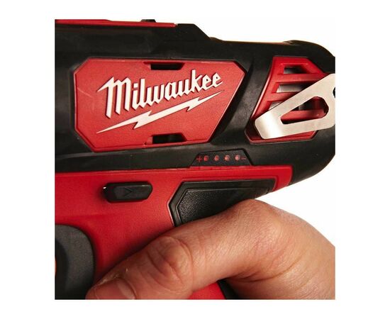 Шуруповерт Milwaukee M12 BPD-202C, 2x2Ah, кейс (4933441940), изображение 3 Шуруповерт Milwaukee M12 BPD-202C, 2x2Ah, кейс (4933441940), изображение 3