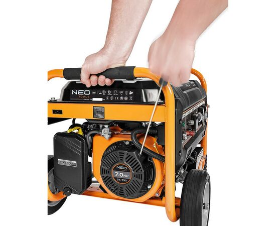 Генератор Neo Tools 230V, 1 фаза, 2.8/3kW, електростарт, AVR (04-730), изображение 7 Генератор Neo Tools 230V, 1 фаза, 2.8/3kW, електростарт, AVR (04-730), изображение 7