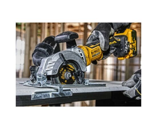 Дисковая пила DeWALT 18В XR Li-Ion, бесщёточная, 115х9.5 мм (без АКБ и ЗУ) (DCS571N), изображение 5 Дисковая пила DeWALT 18В XR Li-Ion, бесщёточная, 115х9.5 мм (без АКБ и ЗУ) (DCS571N), изображение 5