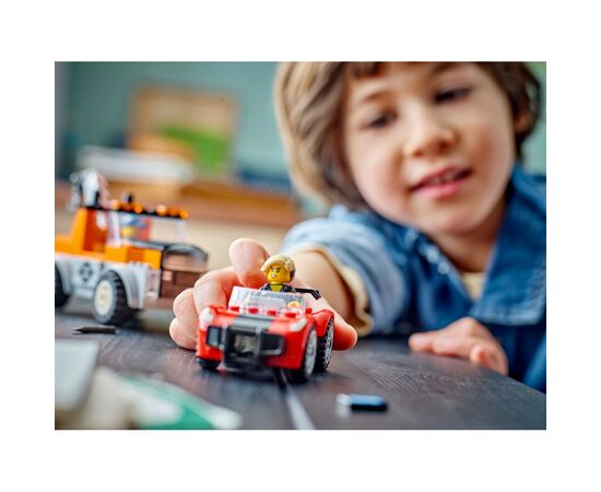 Конструктор LEGO City Эвакуатор и ремонт спортивных авто (60435), изображение 9