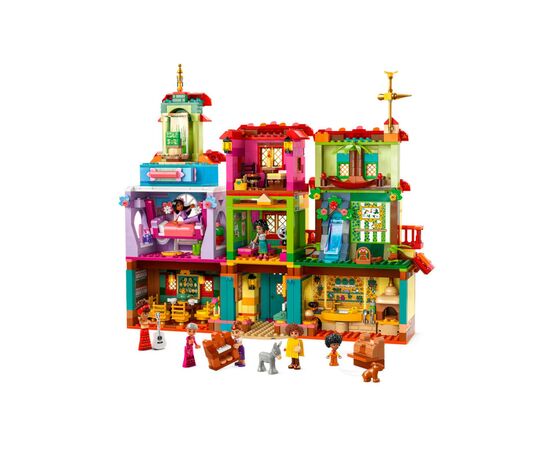 Конструктор LEGO Disney Волшебный дом Мадригал (43245-), изображение 3 Конструктор LEGO Disney Волшебный дом Мадригал (43245-), изображение 3