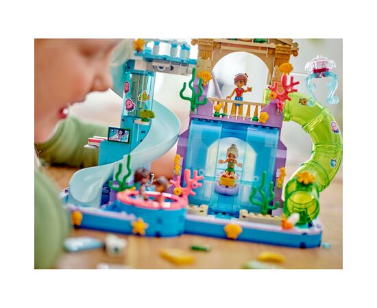 Конструктор LEGO Friends Аквапарк Хартлейк-Сити (42630), изображение 10 Конструктор LEGO Friends Аквапарк Хартлейк-Сити (42630), изображение 10
