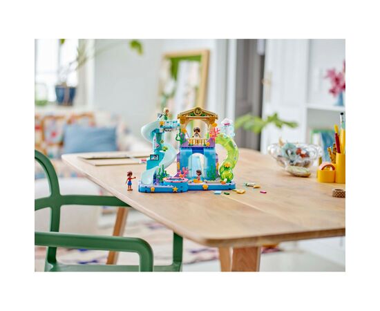 Конструктор LEGO Friends Аквапарк Хартлейк-Сити (42630), изображение 12 Конструктор LEGO Friends Аквапарк Хартлейк-Сити (42630), изображение 12