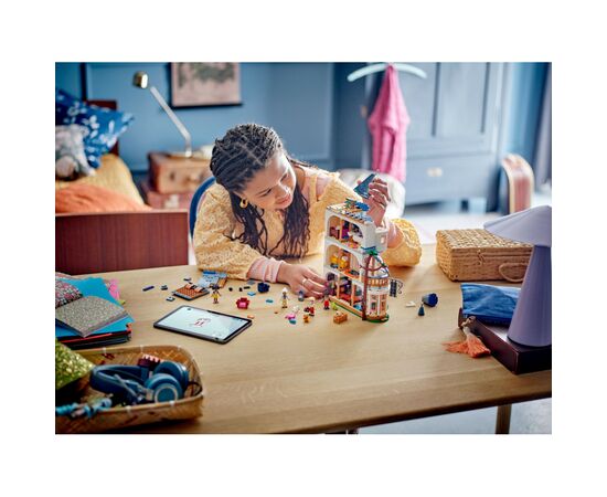 Конструктор LEGO Friends Замковый отель Ночлег и завтрак (42638), изображение 10 Конструктор LEGO Friends Замковый отель Ночлег и завтрак (42638), изображение 10