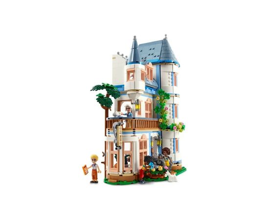 Конструктор LEGO Friends Замковый отель Ночлег и завтрак (42638), изображение 4 Конструктор LEGO Friends Замковый отель Ночлег и завтрак (42638), изображение 4
