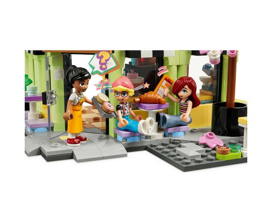 Конструктор LEGO Friends Кофейня Хартлейк-Сити (42618), изображение 4 Конструктор LEGO Friends Кофейня Хартлейк-Сити (42618), изображение 4