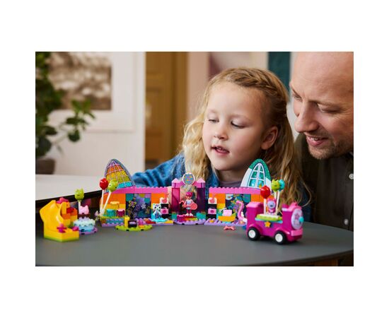 Конструктор LEGO Gabby's Dollhouse Праздничная комната Габби (10797), изображение 9 Конструктор LEGO Gabby's Dollhouse Праздничная комната Габби (10797), изображение 9