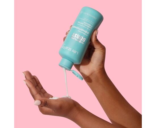 Кондиционер для волос Lee Stafford Moisture Burst Conditioner 250 мл (5060282706644), изображение 2 Кондиционер для волос Lee Stafford Moisture Burst Conditioner 250 мл (5060282706644), изображение 2