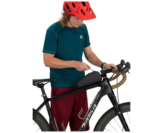 Велосумка нарамная Osprey Escapist Top Tube Bag black O/S (009.3568), изображение 5 Велосумка нарамная Osprey Escapist Top Tube Bag black O/S (009.3568), изображение 5