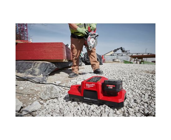 Зарядное устройство для аккумуляторов инструмента Milwaukee M18 DBSC Dual SUPER CHARGER (4932492531), изображение 11 Зарядное устройство для аккумуляторов инструмента Milwaukee M18 DBSC Dual SUPER CHARGER (4932492531), изображение 11