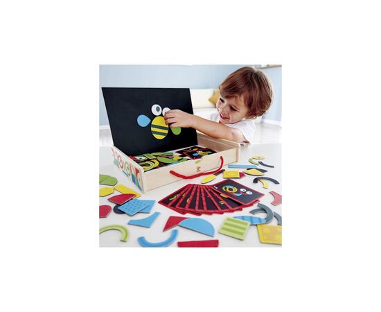 Игровой набор Hape Чемодан с магнитами (E1631)