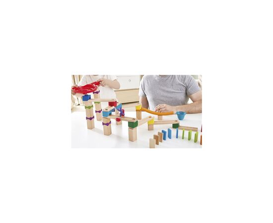 Конструктор Hape лабиринт Marble Run Гоночная трасса 81 элементов (E1101), изображение 6 Конструктор Hape лабиринт Marble Run Гоночная трасса 81 элементов (E1101), изображение 6