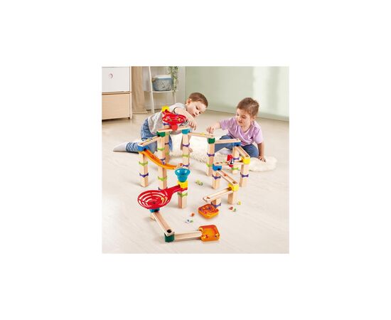 Конструктор Hape лабиринт Marble Run Трюки и повороты 129 элементов (E1100)