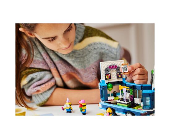 Конструктор LEGO Ничтожный я 4 Музыкальный автобус для вечеринок Посипак 379 деталей (75581), изображение 10 Конструктор LEGO Ничтожный я 4 Музыкальный автобус для вечеринок Посипак 379 деталей (75581), изображение 10