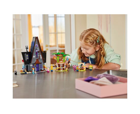 Конструктор LEGO Ничтожное я 4 Семейное имение Игру и муртадов 868 деталей (75583), изображение 9 Конструктор LEGO Ничтожное я 4 Семейное имение Игру и муртадов 868 деталей (75583), изображение 9