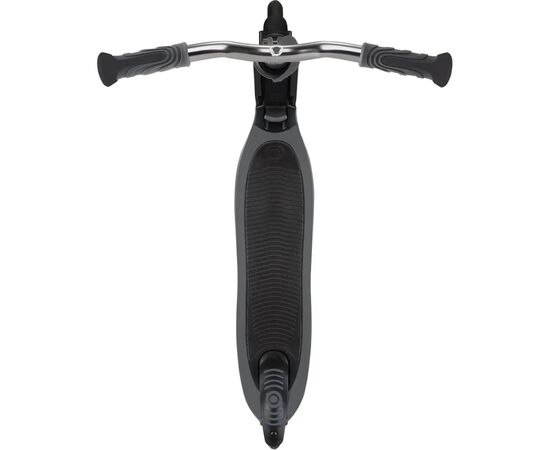 Самокат Globber Flow Foldable 125 до 100 кг 6+ 2 колеса Черно-серый (473-120), изображение 4 Самокат Globber Flow Foldable 125 до 100 кг 6+ 2 колеса Черно-серый (473-120), изображение 4