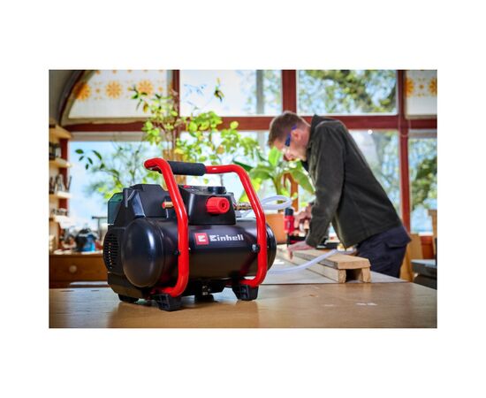 Компрессор Einhell TE-AC 36/150, аккумуляторный 18В PXC, 8бар, 150л/мин, 6л (без АКБ и ЗУ) (4020415), изображение 3 Компрессор Einhell TE-AC 36/150, аккумуляторный 18В PXC, 8бар, 150л/мин, 6л (без АКБ и ЗУ) (4020415), изображение 3