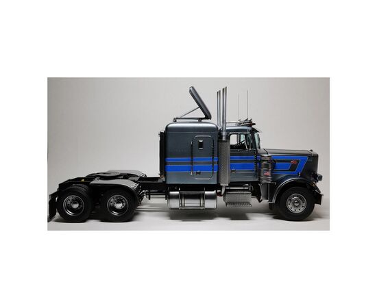 Сборная модель Revell Грузовой тягач Peterbilt 359 уровень 5 масштаб 1:25 (RVL-12627), изображение 10 Сборная модель Revell Грузовой тягач Peterbilt 359 уровень 5 масштаб 1:25 (RVL-12627), изображение 10