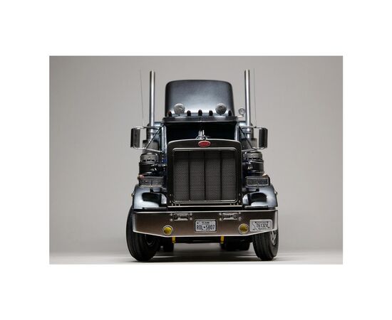 Сборная модель Revell Грузовой тягач Peterbilt 359 уровень 5 масштаб 1:25 (RVL-12627), изображение 7 Сборная модель Revell Грузовой тягач Peterbilt 359 уровень 5 масштаб 1:25 (RVL-12627), изображение 7