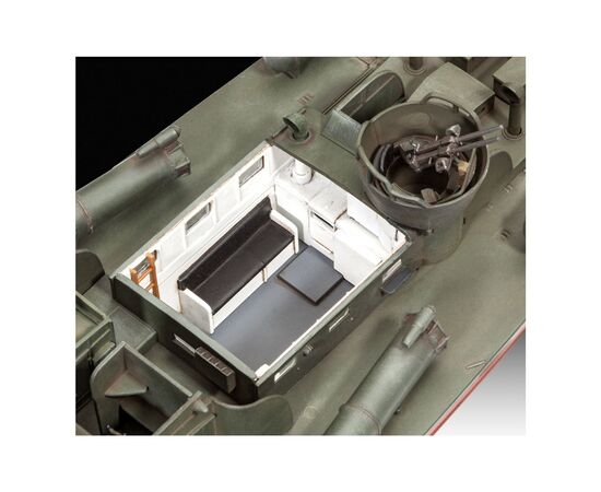 Сборная модель Revell Патрульный торпедный катер PT-109 уровень 4 масштаб 1:72 (RVL-05147), изображение 5 Сборная модель Revell Патрульный торпедный катер PT-109 уровень 4 масштаб 1:72 (RVL-05147), изображение 5