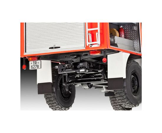 Сборная модель Revell Пожарная машина Unimog U1300L TLF 8/18 уровень 5 масштаб 1:24 (RVL-07512), изображение 6 Сборная модель Revell Пожарная машина Unimog U1300L TLF 8/18 уровень 5 масштаб 1:24 (RVL-07512), изображение 6