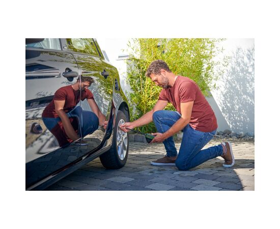 Автомобильный компрессор Bosch EasyPump, 3.6V, 3Ah, 10.3 бар, 10 л/мин, 0.4 кг (0.603.947.000), изображение 9 Автомобильный компрессор Bosch EasyPump, 3.6V, 3Ah, 10.3 бар, 10 л/мин, 0.4 кг (0.603.947.000), изображение 9