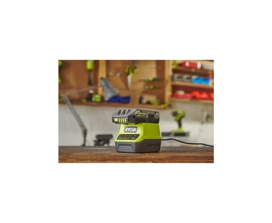 Зарядное устройство для аккумуляторов инструмента Ryobi RC18-120 ONE+ 18V, 2А (unpacked) (5133002891UNP), изображение 2 Зарядное устройство для аккумуляторов инструмента Ryobi RC18-120 ONE+ 18V, 2А (unpacked) (5133002891UNP), изображение 2