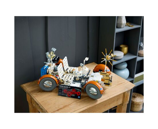 Конструктор LEGO Technic Місячний автомобіль NASA Apollo (42182), зображення 12 Конструктор LEGO Technic Місячний автомобіль NASA Apollo (42182), зображення 12