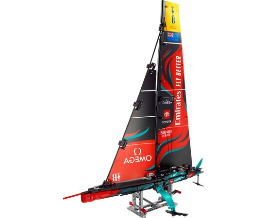 Конструктор LEGO Technic Яхта Emirates Team New Zealand AC75 (42174), зображення 2 Конструктор LEGO Technic Яхта Emirates Team New Zealand AC75 (42174), зображення 2